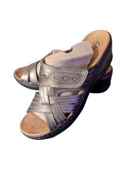 Clarks Bendables Womens Metallic Open-Toe Sandals Size 9 Comfortable Slip-On